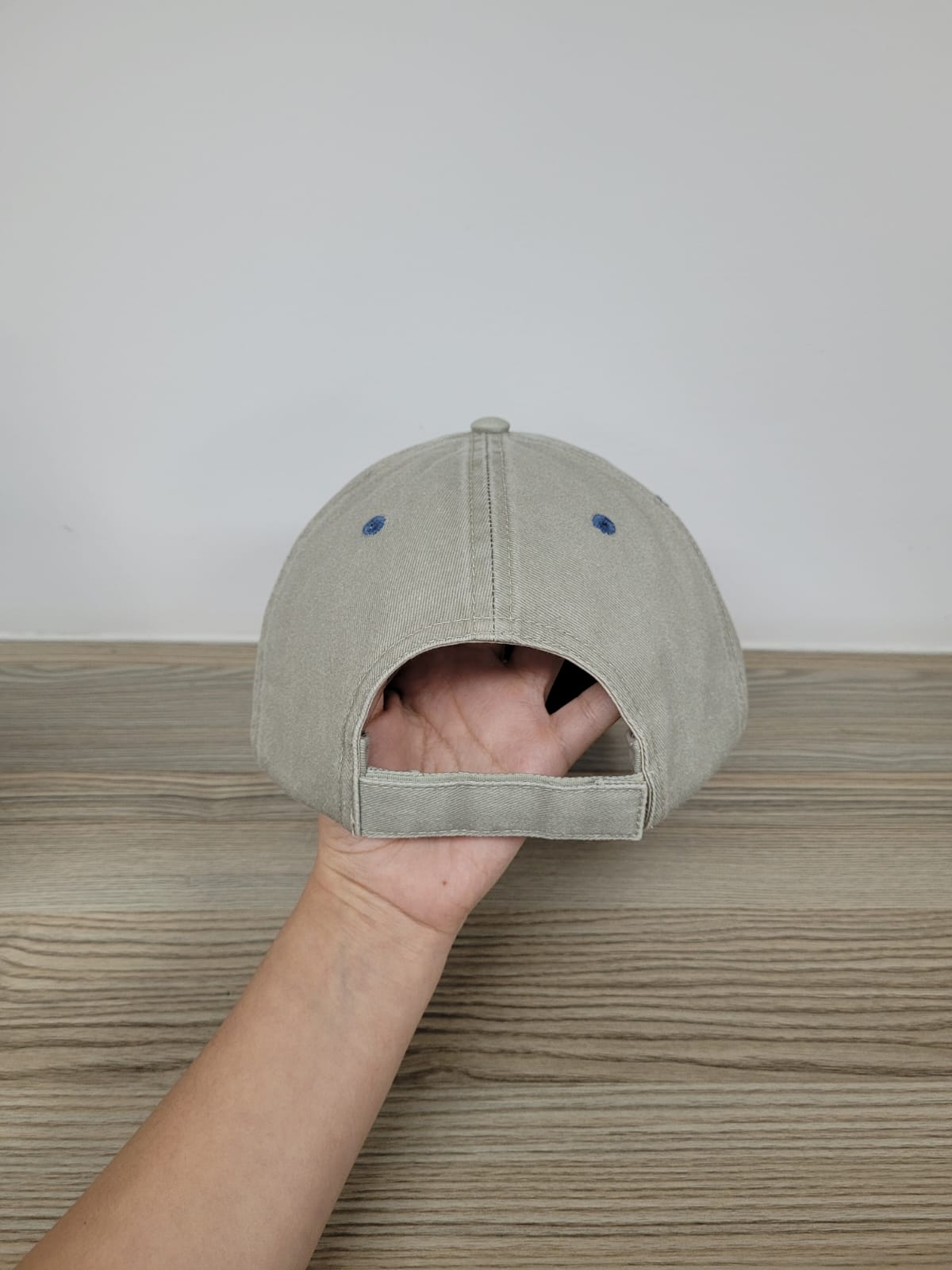 GORRA DESLAVADA COMB