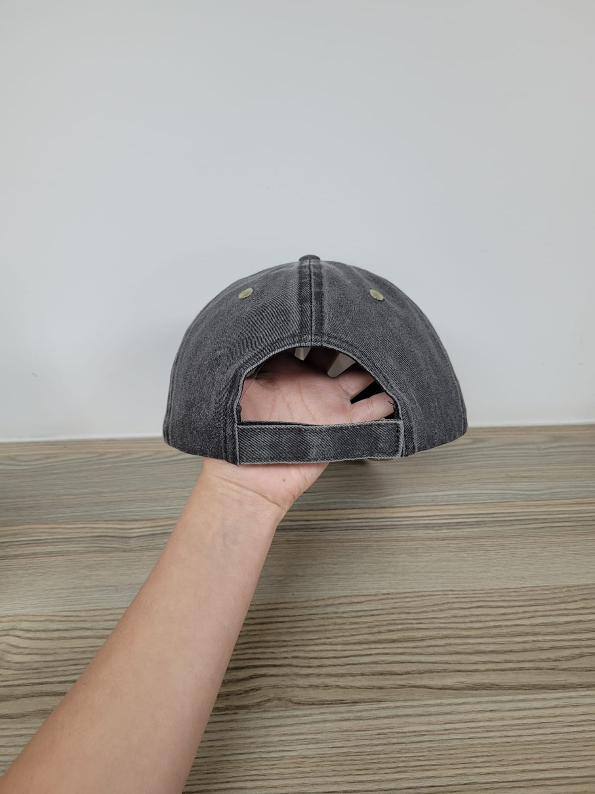 GORRA DESLAVADA COMB
