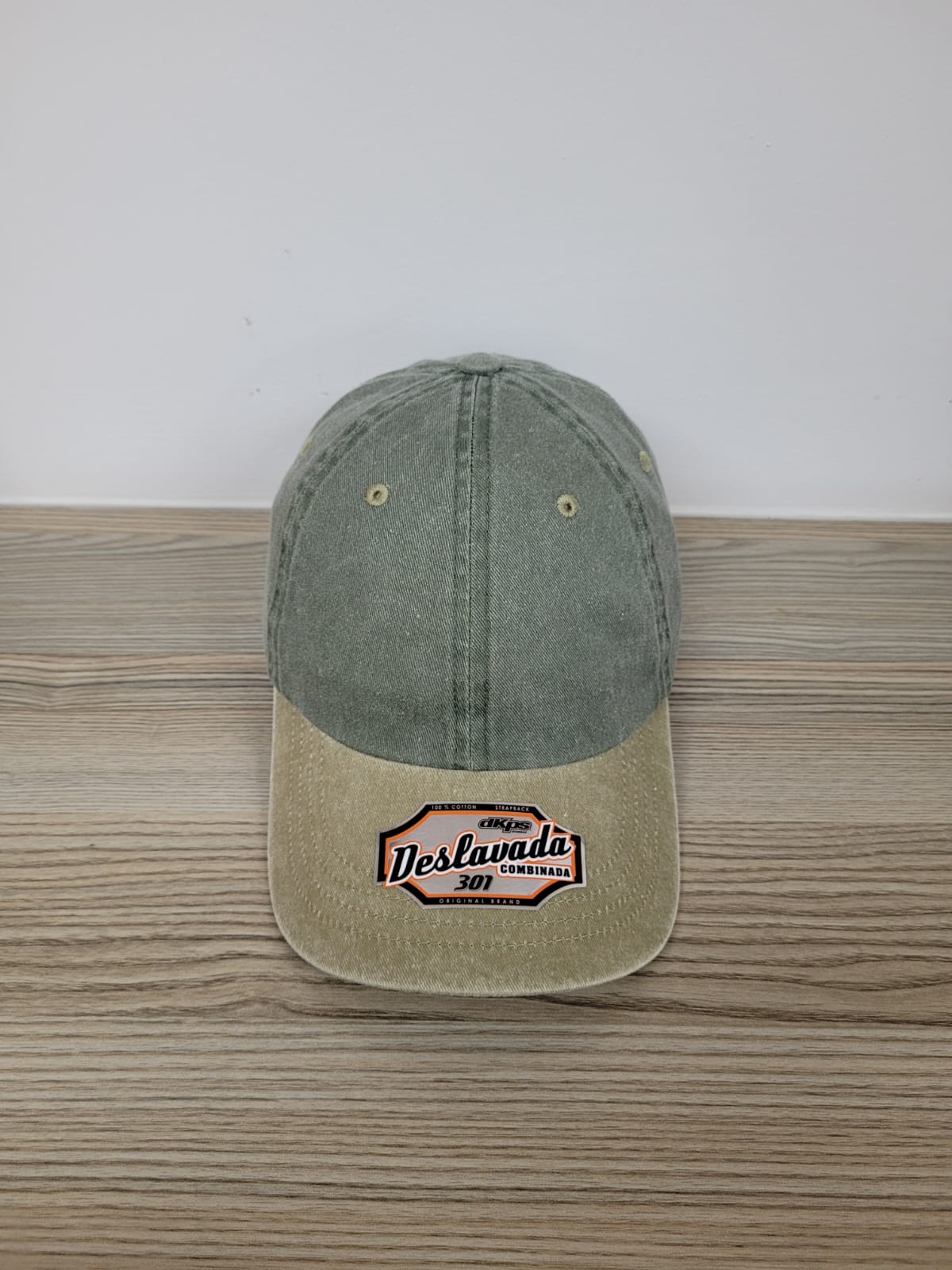 GORRA DESLAVADA COMB