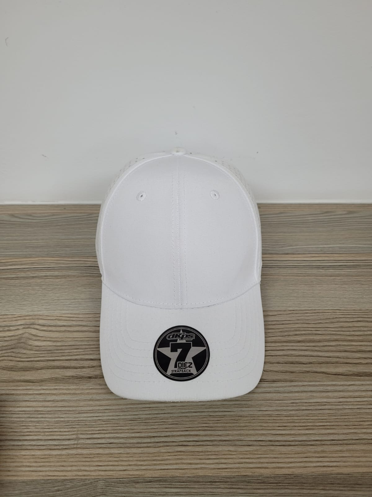 GORRA 7DIEZ