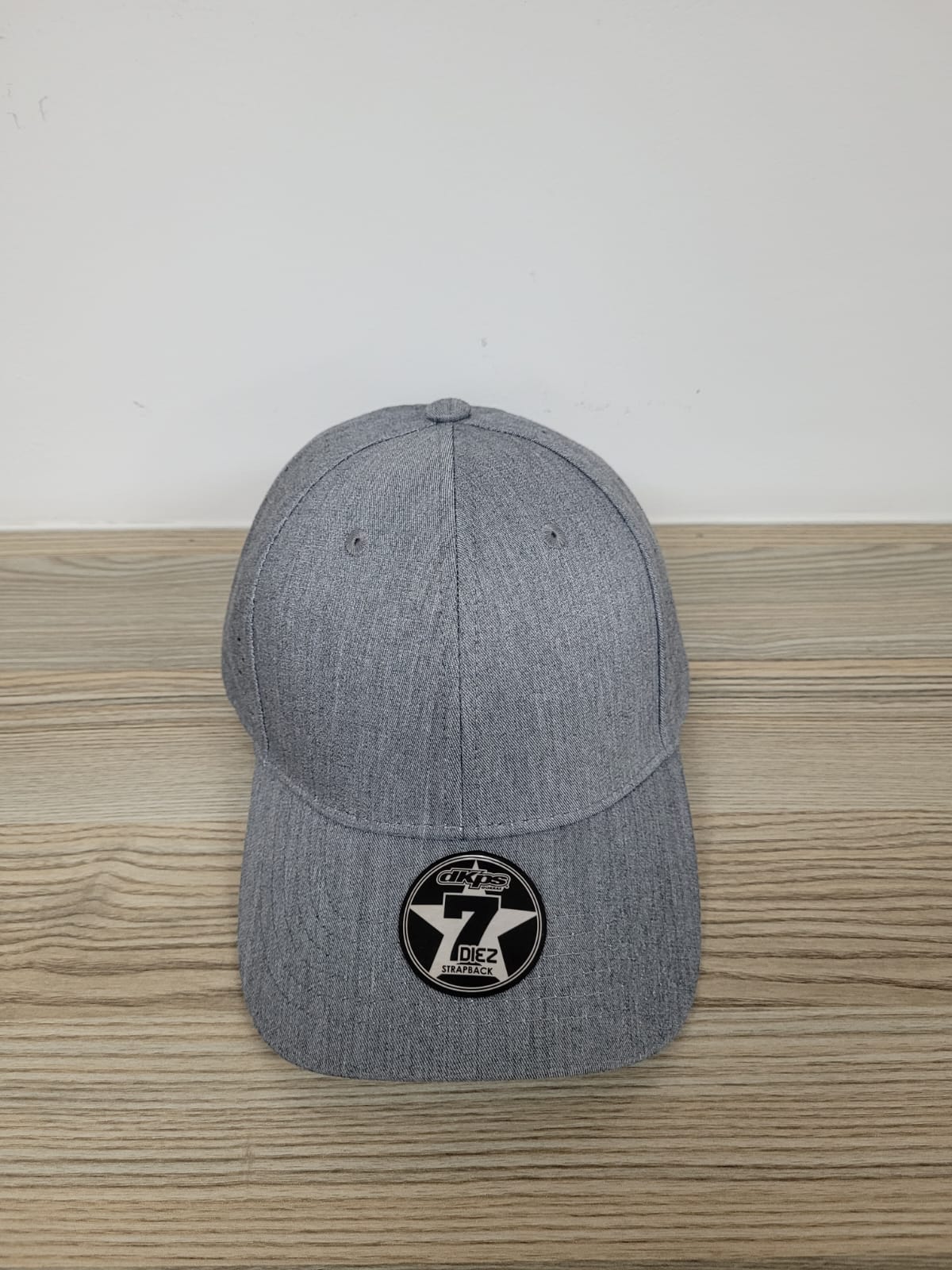 GORRA 7DIEZ