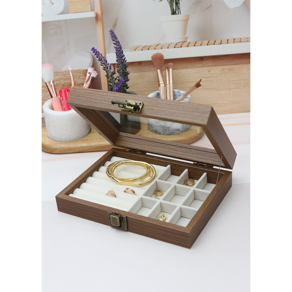 CAJA VANI