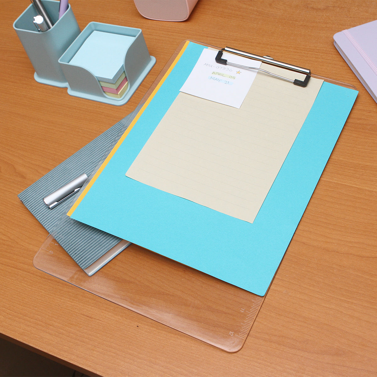 TABLAS DE PLÁSTICO PARA DOCUMENTOS