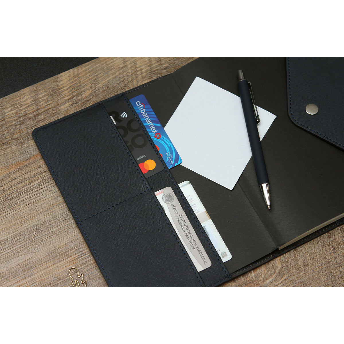 LIBRETA PERVOLIA