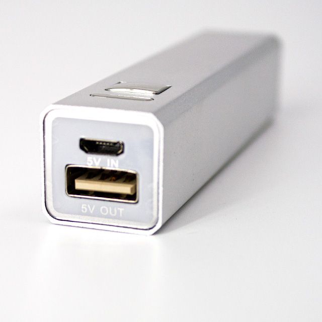 POWER BANK RECTANGULAR DE 2,600 mAh
