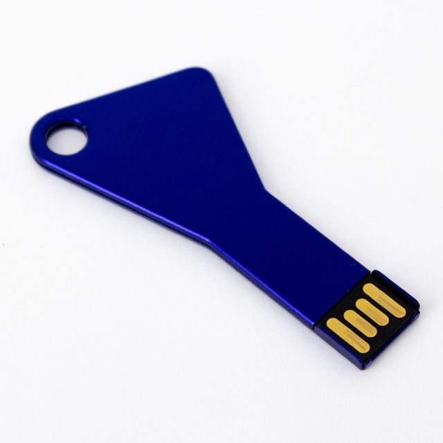USB LLAVE TRIANGULAR 8GB
