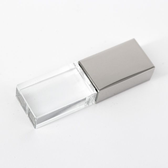 USB KRISTAL 8GB