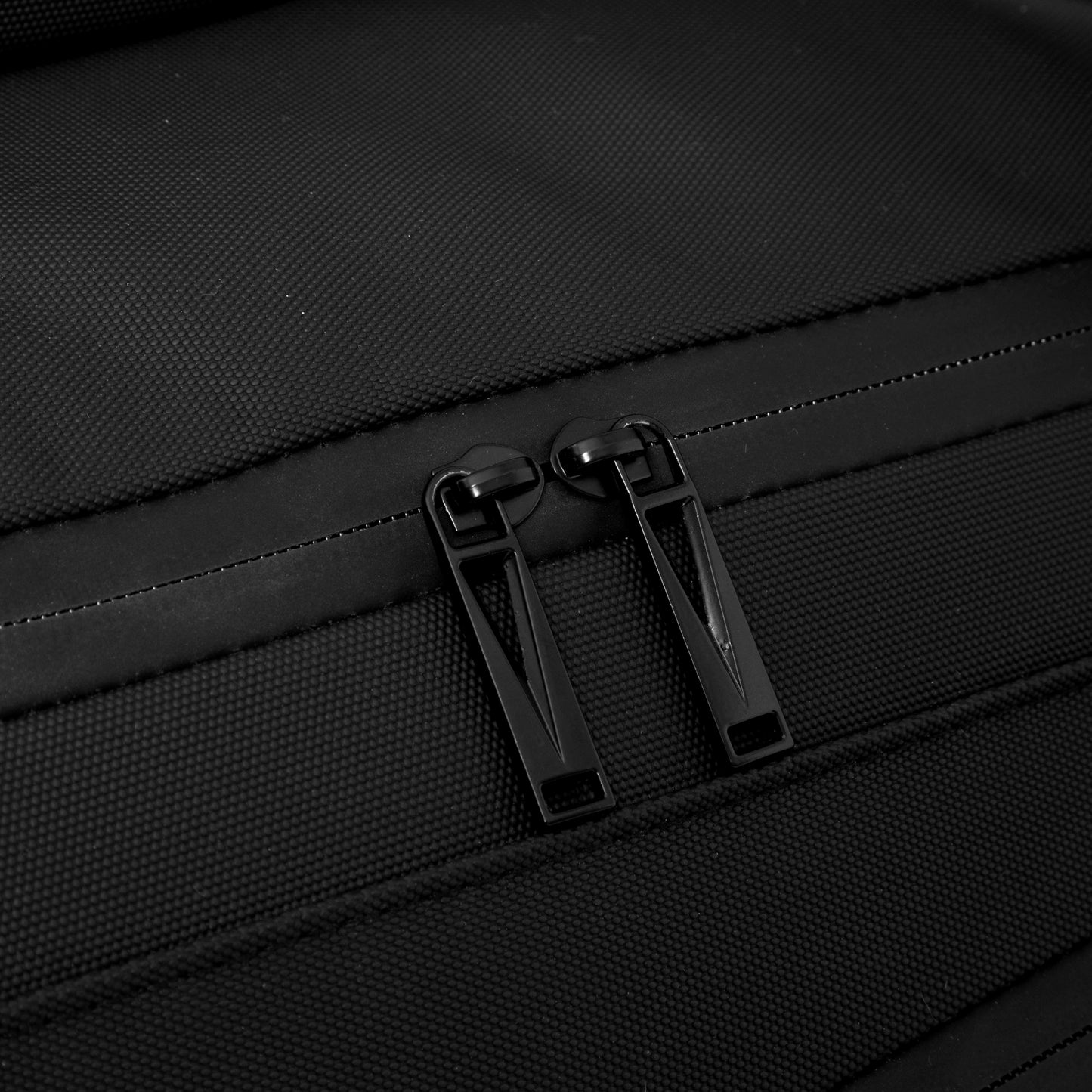 Bolso mochila "FORCE 12"