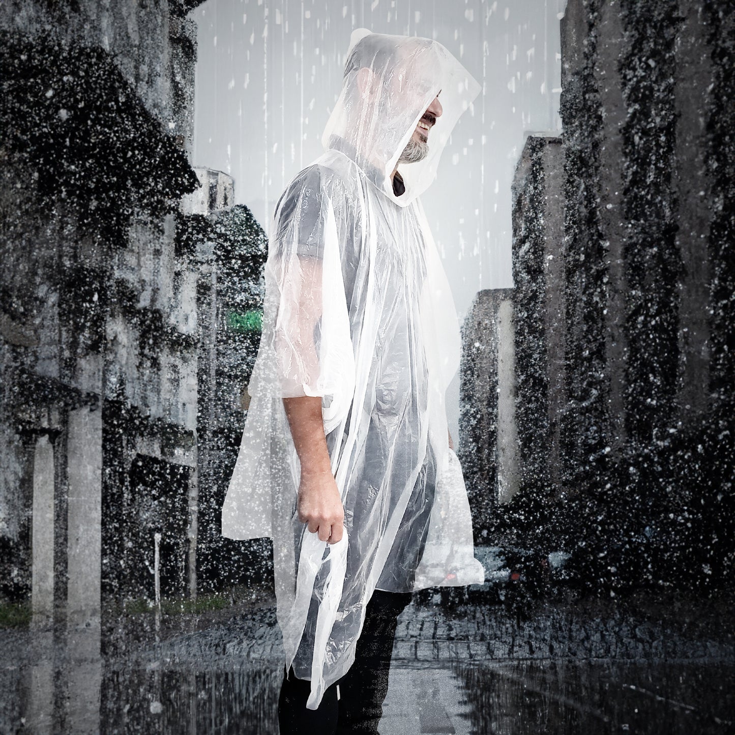 PONCHO RAINY